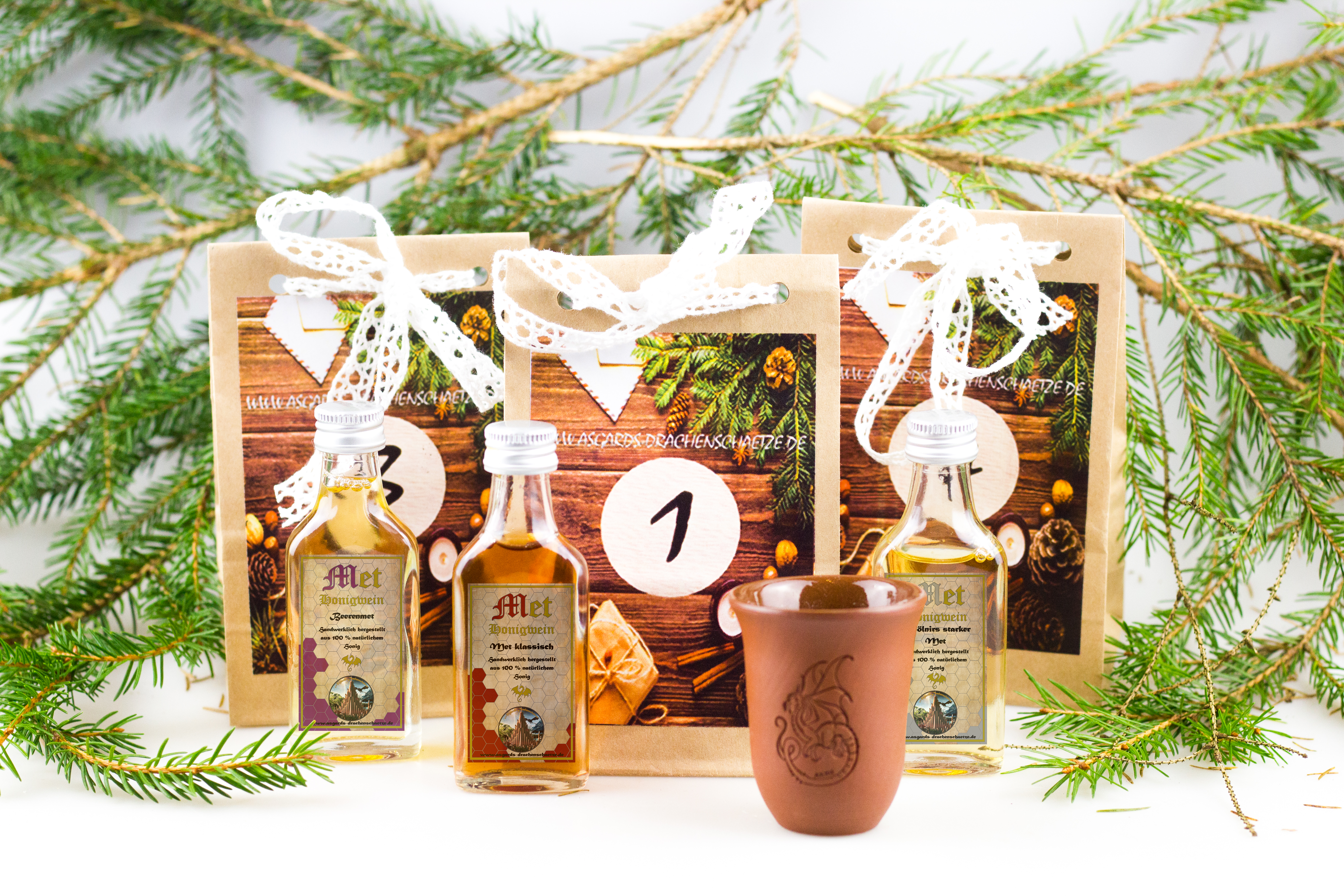 Met Julfest/ Adventskalender mit Probierfläschen und Zubehör